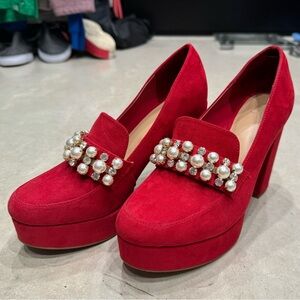7.5 Red Pearl Heels 👠